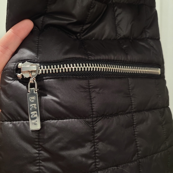 DKNY scarf - Picture 3 of 3